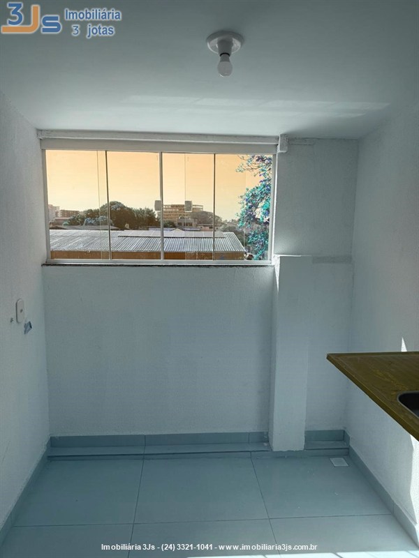 Kitnet para Alugar no Vila Julieta em Resende