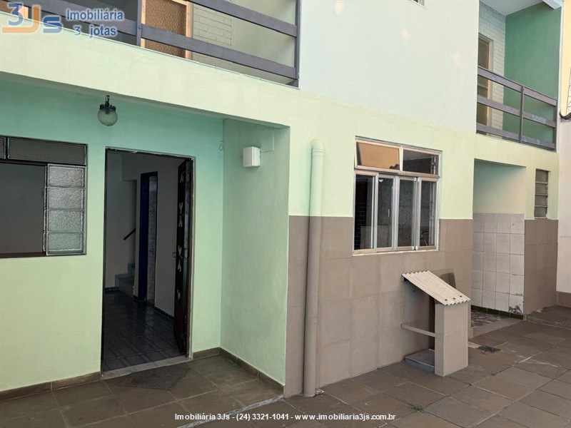 Casa para Alugar no Vila Julieta em Resende